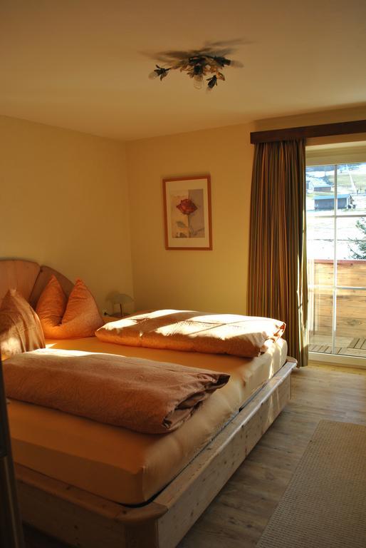 Romantik Pension Lehrberg Sankt Jakob in Haus Chambre photo
